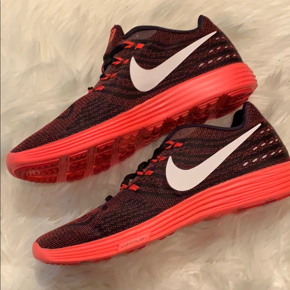 New Coral black size 10 Nike shoes - Picture 3 of 5